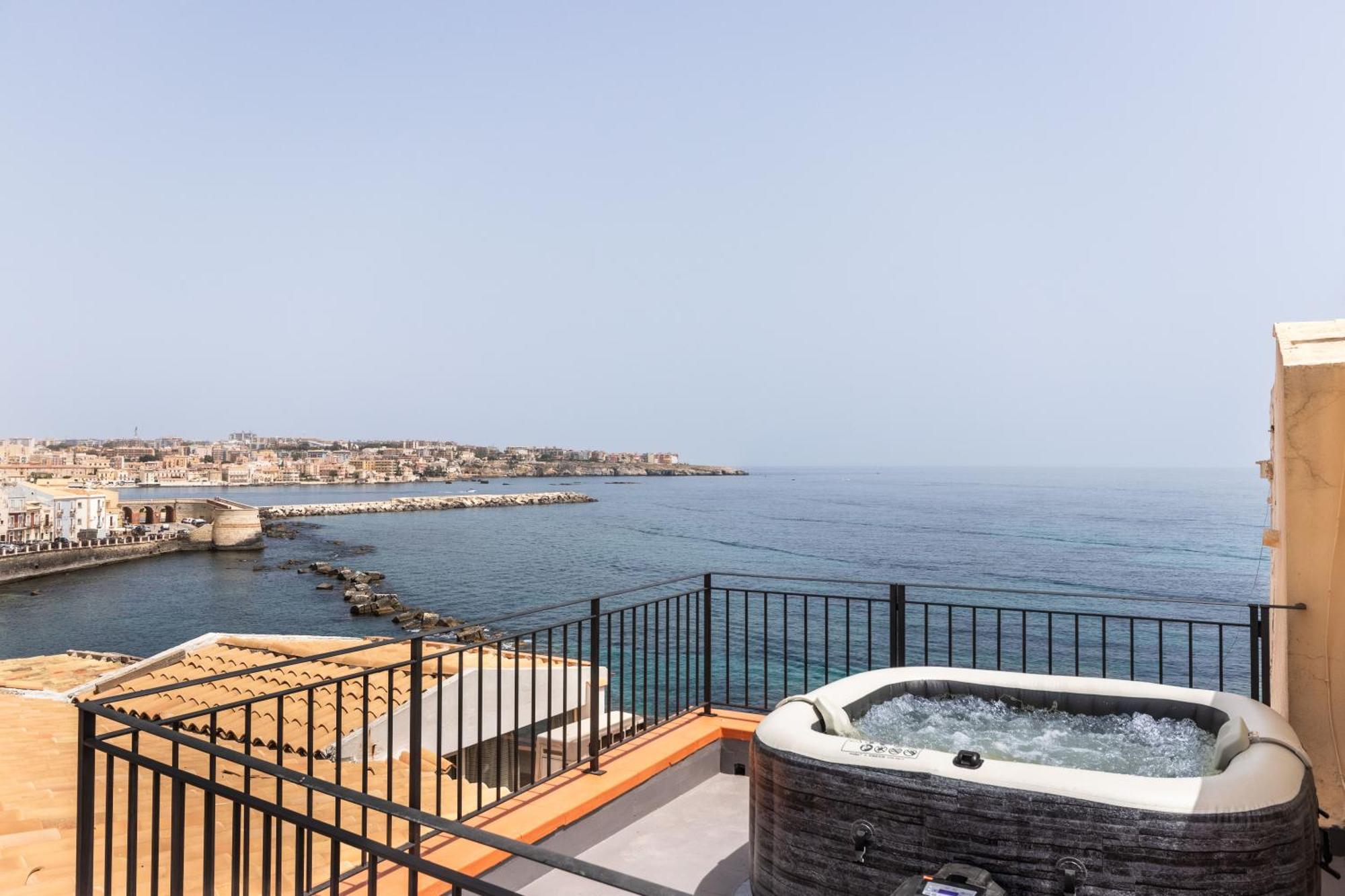 Fronte Mare Apartments & City Views Syracuse Exterior foto